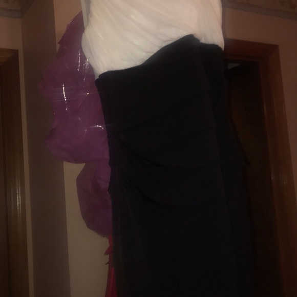 One shoulder dress - Picture 3 of 4